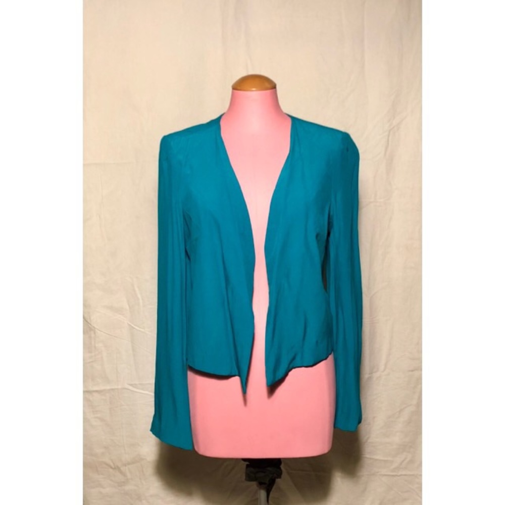Cropped Blazer